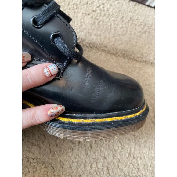 Dr. Martens Women's black combat boots Size 6 - Picture 8 of 11